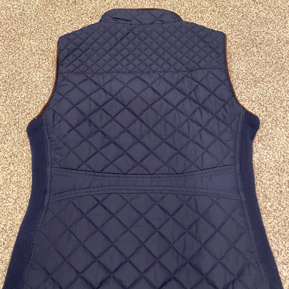 Navy vest - Picture 3 of 6